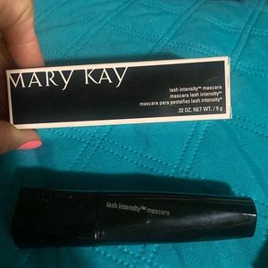 Lash intensity Mascara